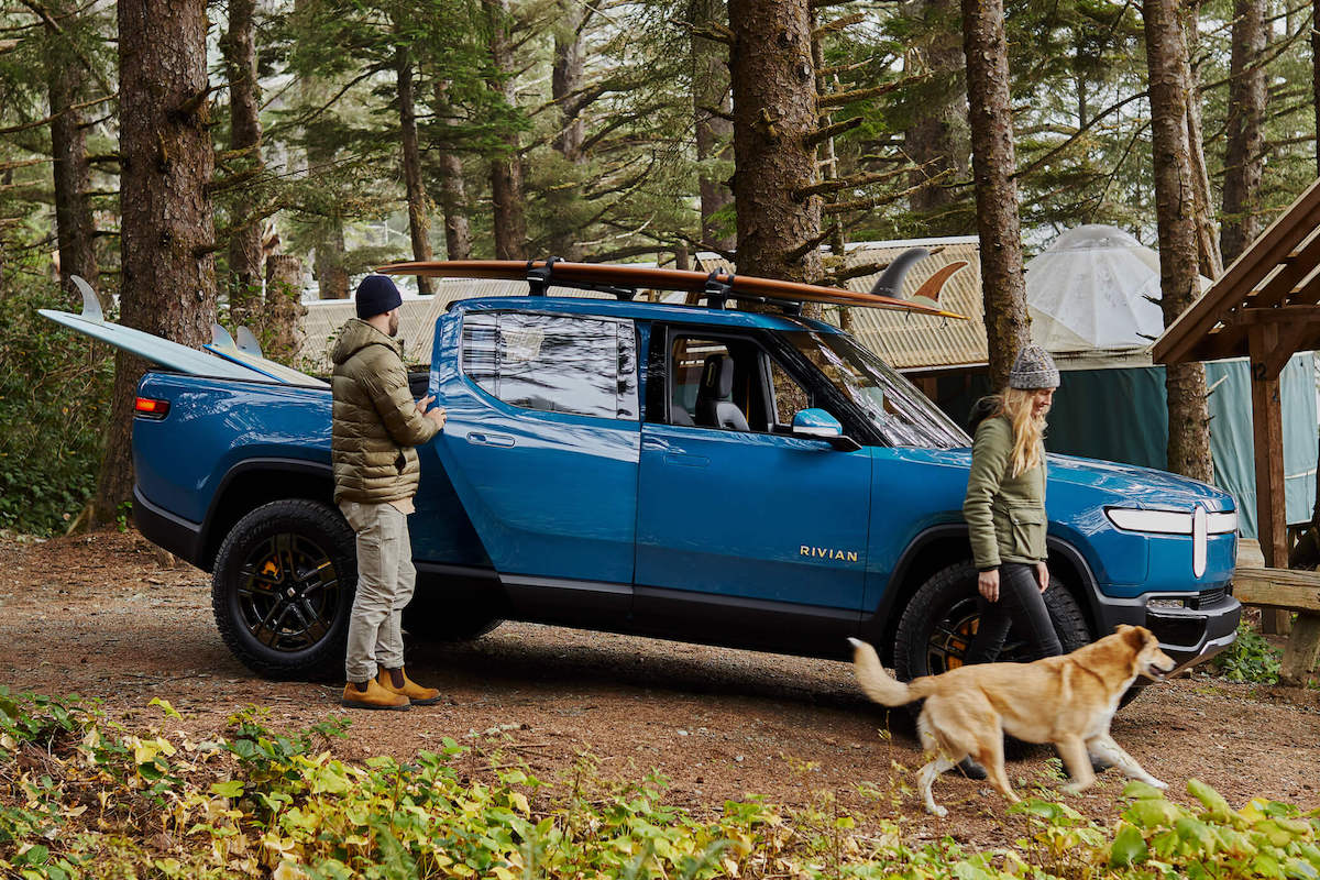 The Rivian R1T in blue 