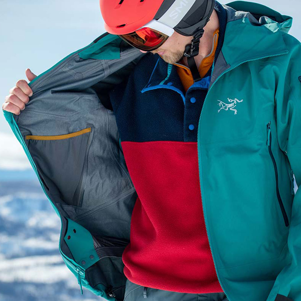 The Best Snowboarding Clothing Brands 2021 Edition