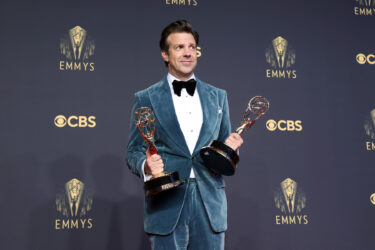 And The Best Dressed Man At The 73rd Emmys Is… Jason Sudeikis