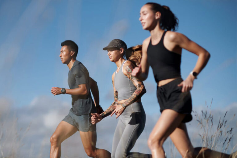 40 Best Gym Clothing Brands For Smashing Workouts [2023]