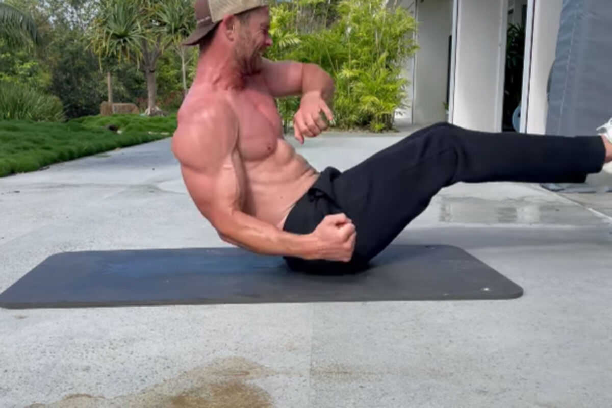 Chris Hemsworth’s Bodyweight ‘Extraction’ Workout Will Have You Begging For Mercy