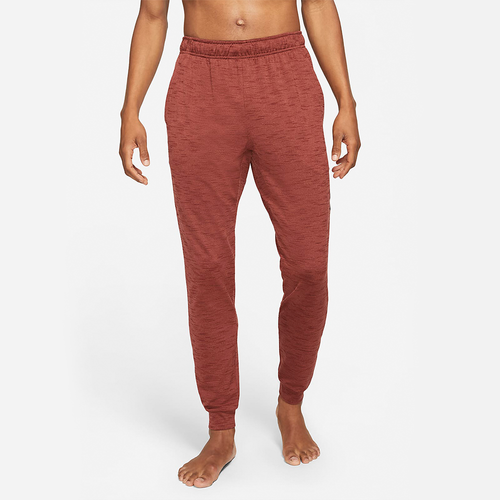 9 Best Men's Yoga Pants To Conquer Your Classes