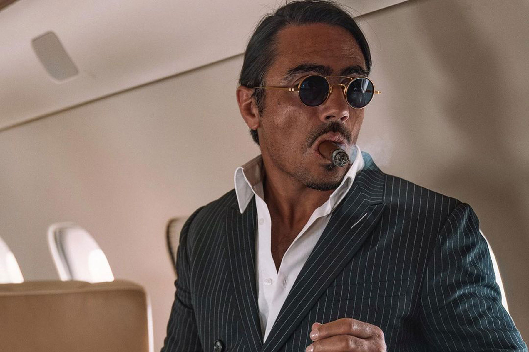 celebrity butcher 'salt bae' does the unthinkable on a flight...& gets away with it