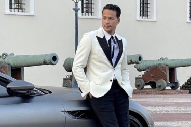 James Bond Director Cary Fukunaga Spotted Wearing A Watch Even Classier Than 007’s