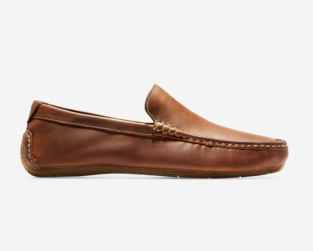 15 Best Men's Driving Shoes To Wear Like You Stole It