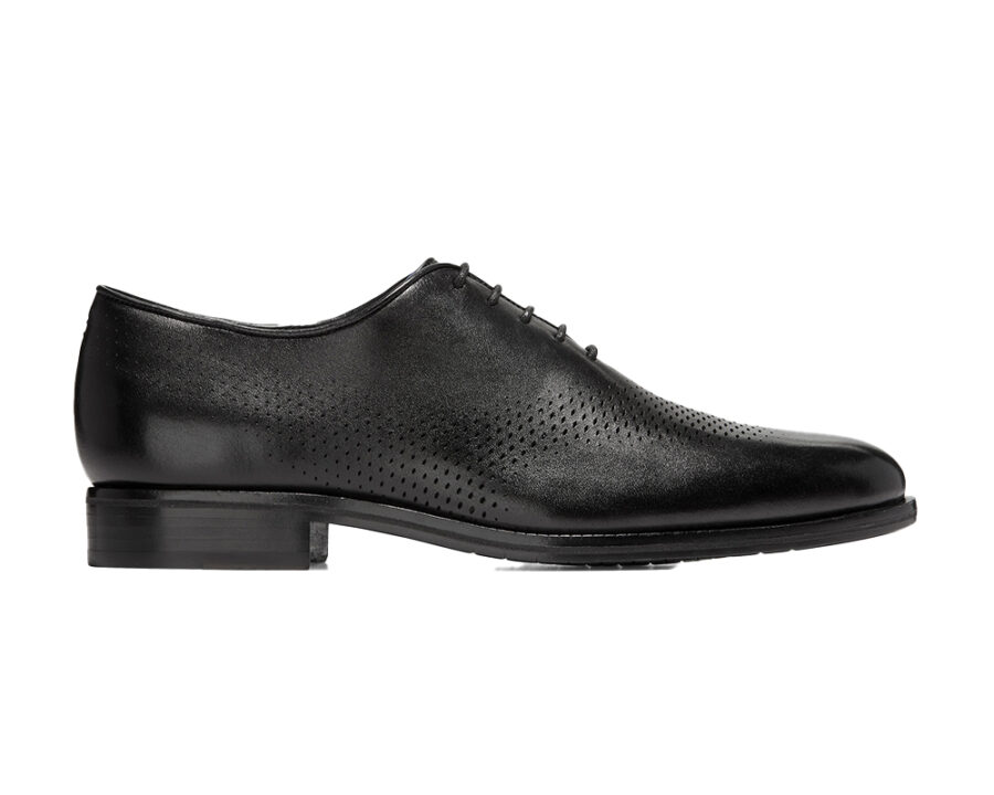 22 Best Work Shoes For Men On The Job