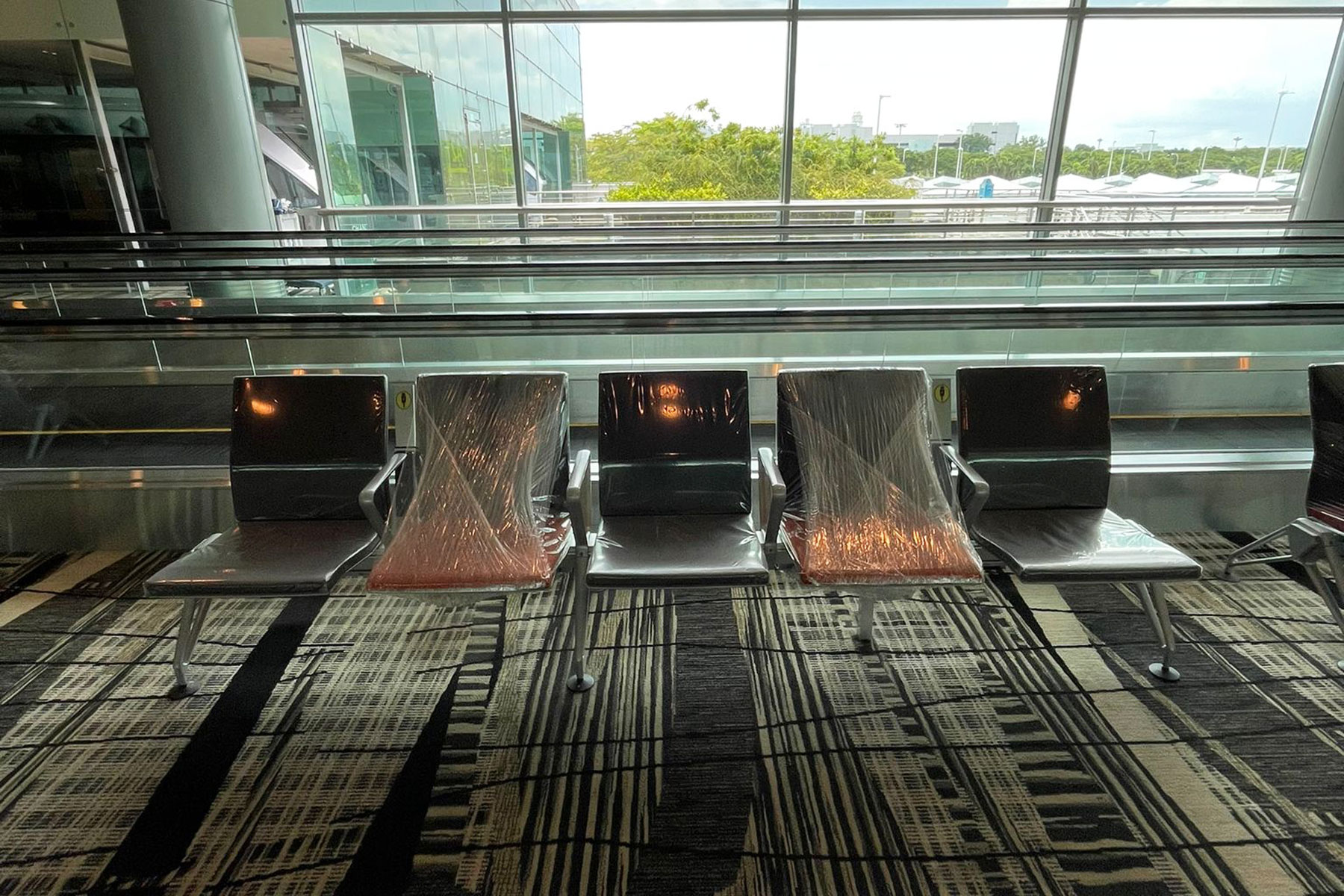 Singapore Airport’s Ridiculous COVID-19 Social Distancing Solution