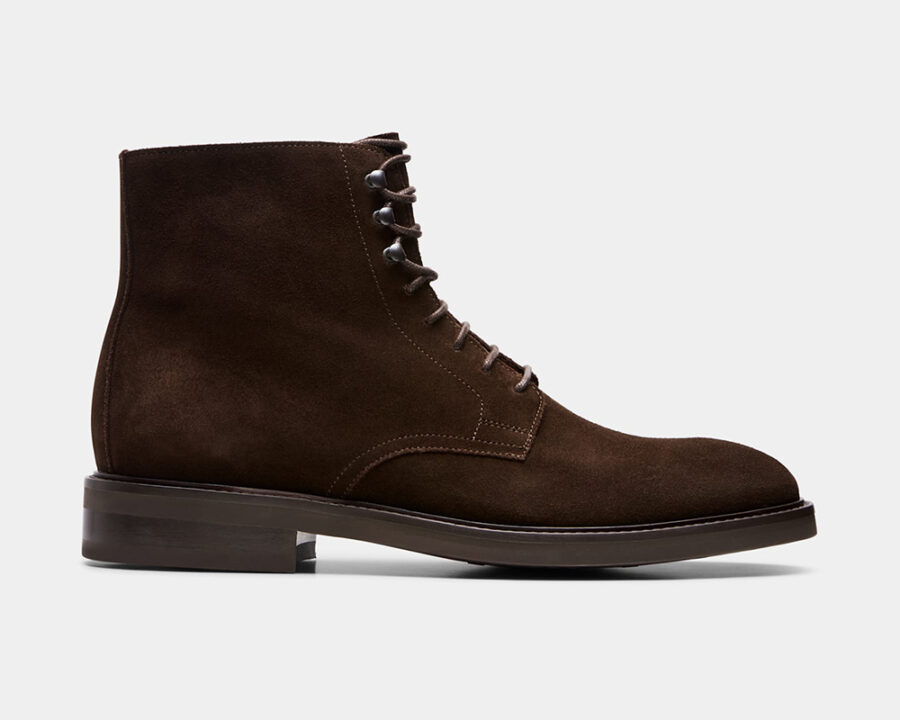 25 Best Men's Winter Shoes For Beating The Chill