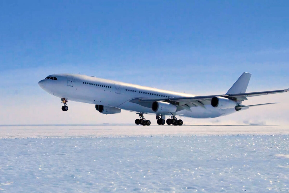 Incredible Moment Pilot Lands An Airbus A340 On ‘Glacier Runway’ In Antarctica