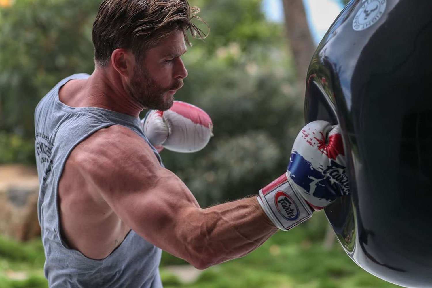 Chris Hemsworth Smashes Bags In Preparation For Extraction 2