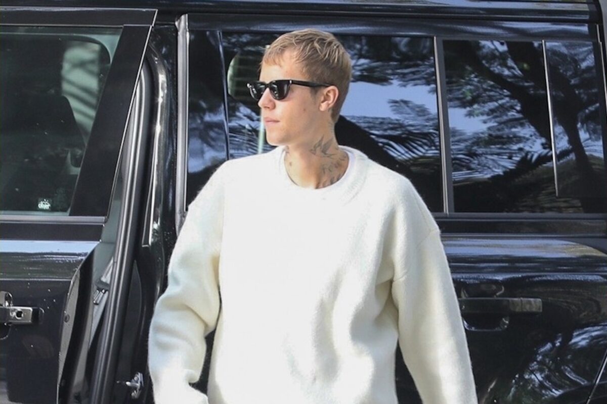 Justin Bieber’s New Yeezy ‘Moon Boots’ Might Be His Worst Shoes Ever