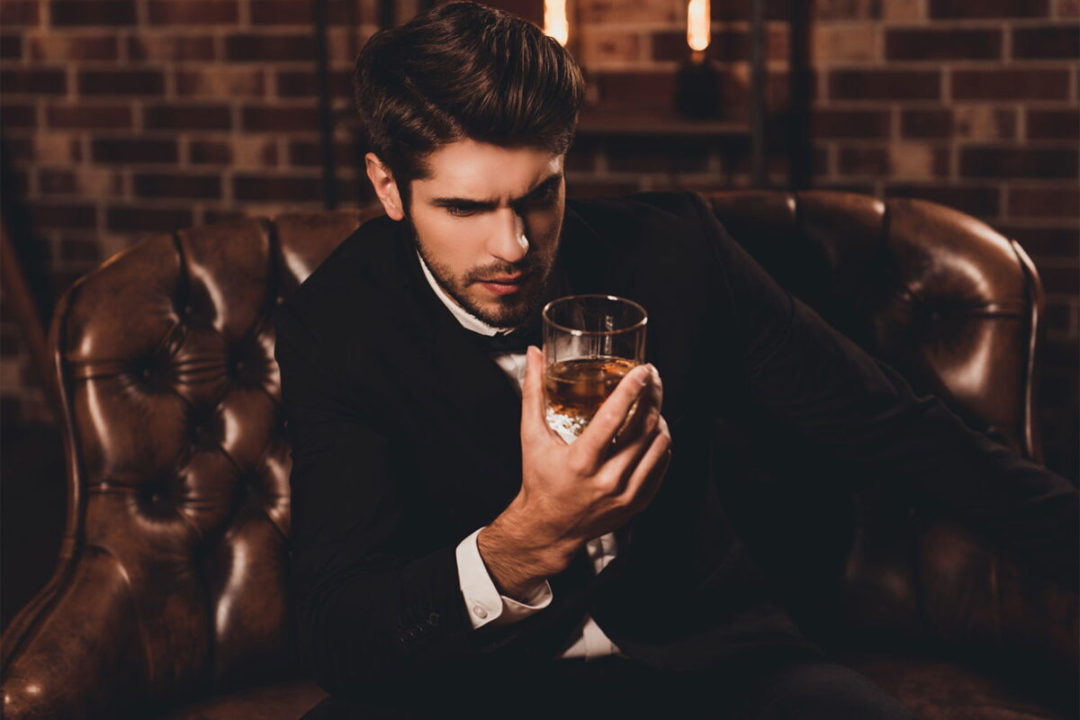 Video Sums Up The Brutal Truth About Men Who  Love Whiskey