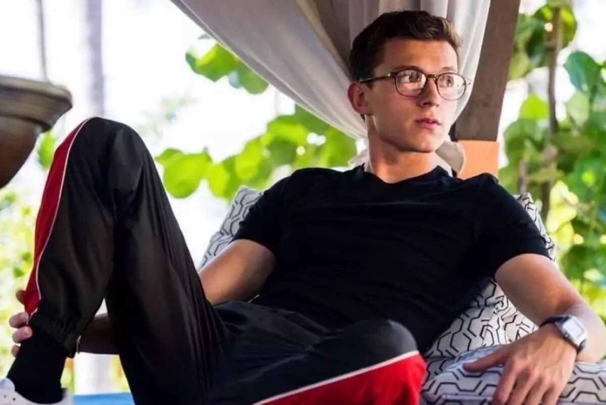 Tom Holland Could Be Most ‘Baby Faced’ Bond Ever… If He Is Picked To Be 007