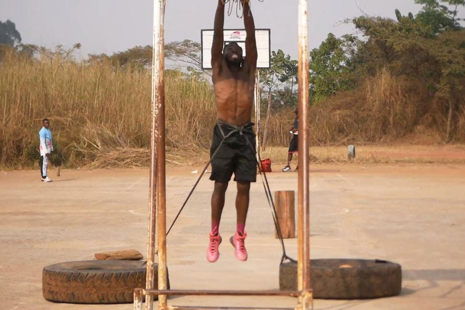 Cameroonian Man’s Incredible Fitness Routine Puts Your Workout Excuses To Shame