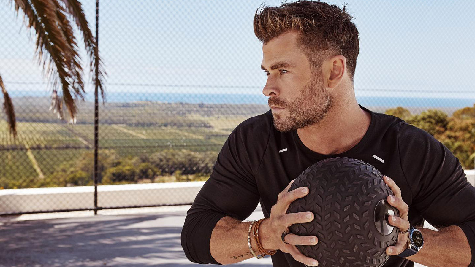 Chris Hemsworth’s Medicine Ball Workout A Masterclass In Functional Strength