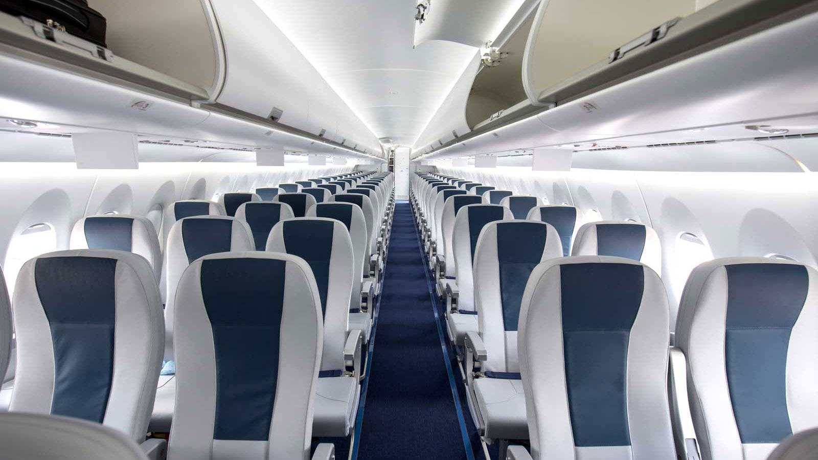You Should Never Change Seats Before Takeoff. This Video Reveals Why