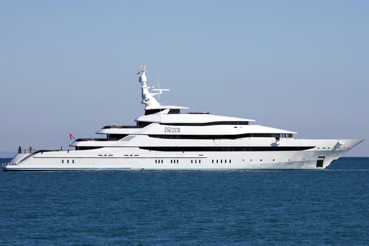 who owns ocean victory superyacht