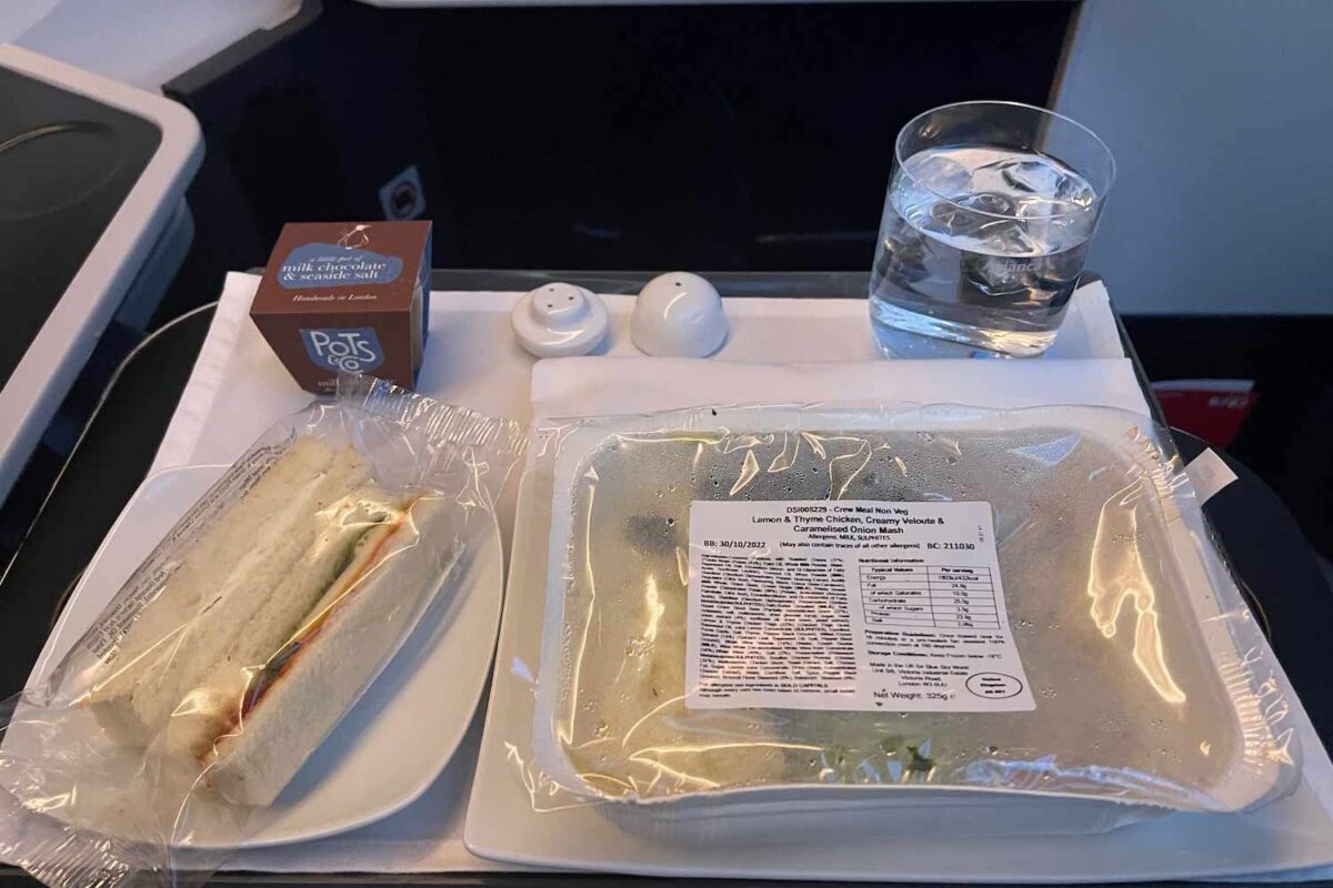 ‘Comically Bad’ Meal Leaves Business Class Passenger Questioning Pointy End Travel