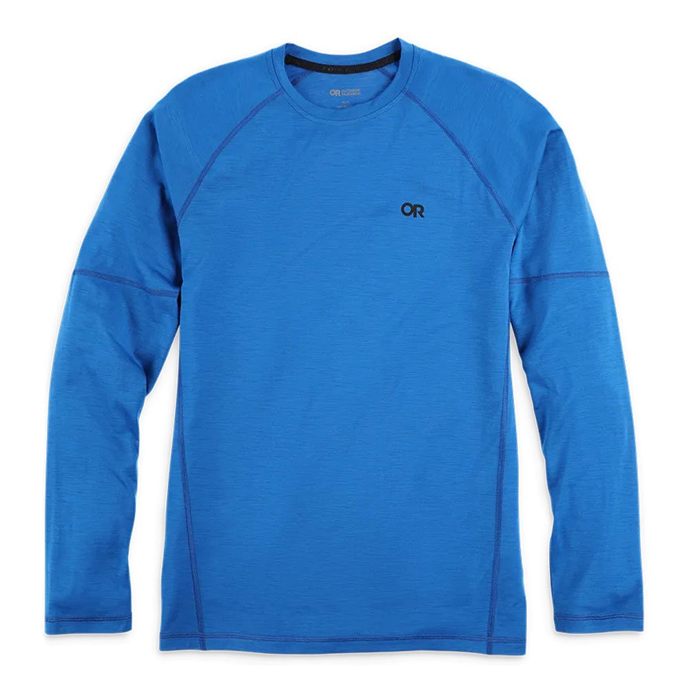 14 Best Base Layers For Hiking, Skiing & Adventure