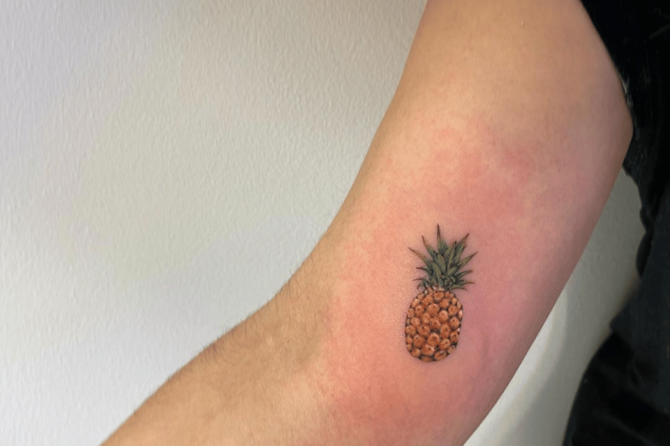 Pineapple Small Tattoo Source @danielelugli via Instagram