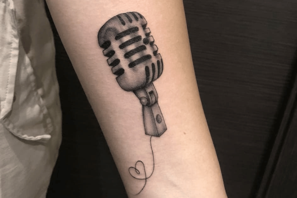 Vintage Microphone Small Tattoo Source @kellycilo_ via Instagram