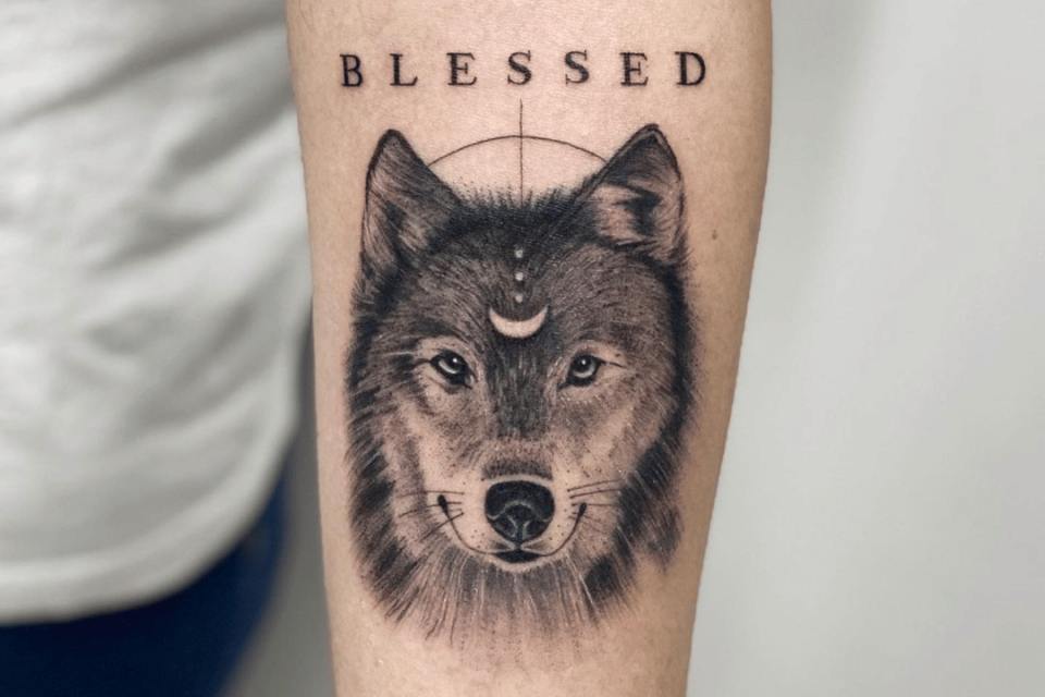 Wolf Small Tattoo 