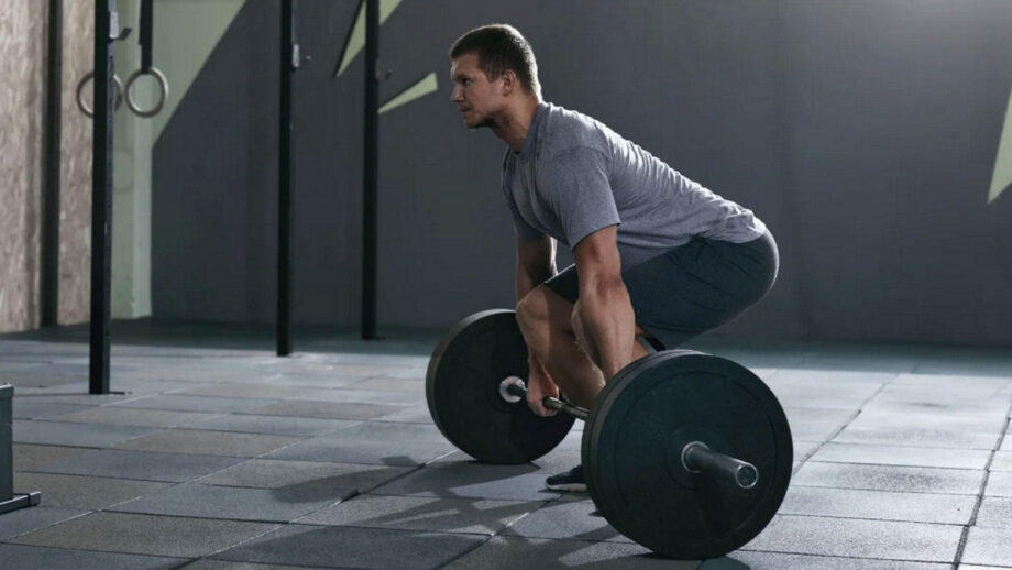 Fitness Trainer's Divisive Deadlift Advice Breaks The DMARGE