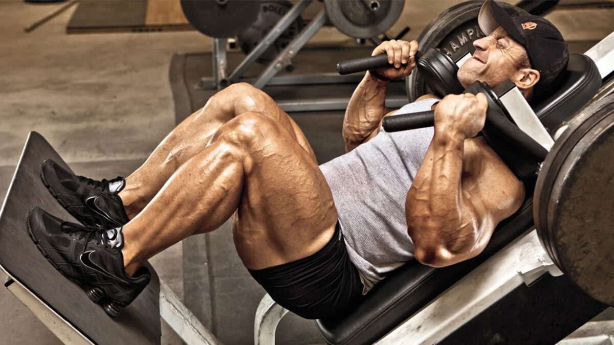 The Hack Squat Could Be The New King Of Leg Exercises