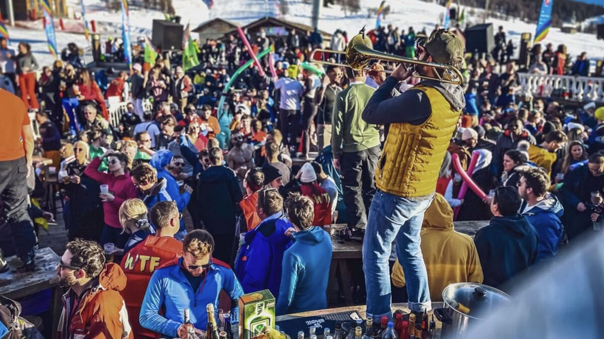 What is Après-Ski? The Mountain Tradition Explained
