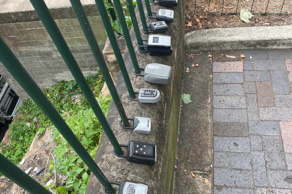 Australia's ‘Airbnb Problem’ Summed Up In One Photo DMARGE