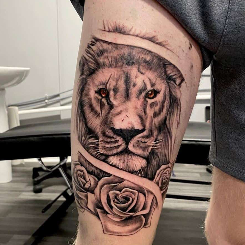 Lion Thigh Tattoo Source: @kirst_tattoo_artist via Instagram