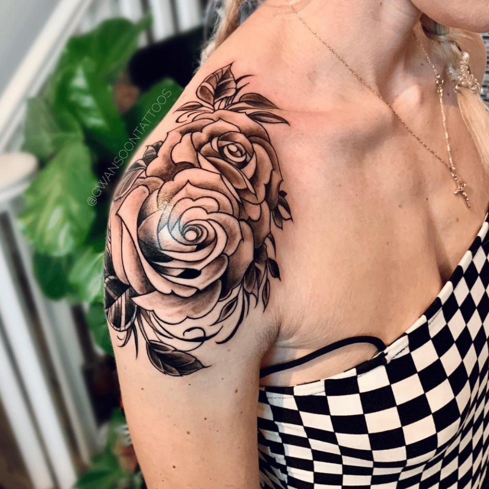 Rose Shoulder Tattoo Source @gwansoontattoos via Instagram