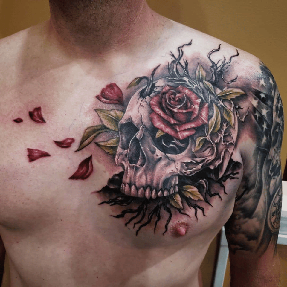 Skull & Rose Tattoo Source @villainarts via Instagram