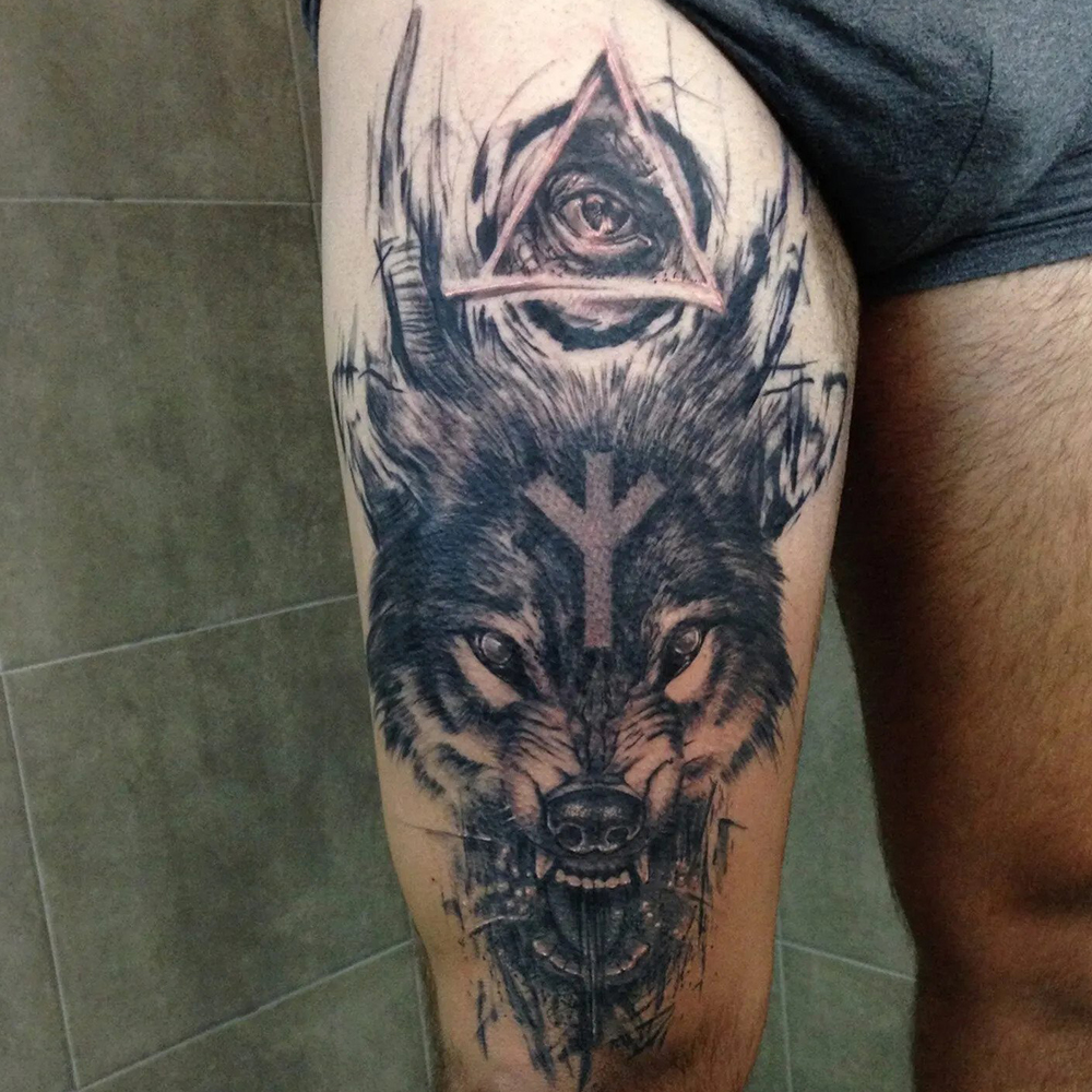 Wolf Thigh Tattoo
