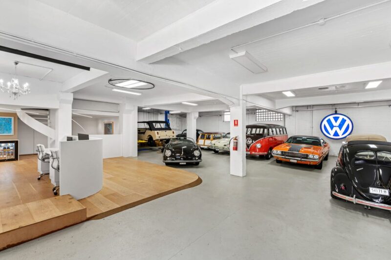Luxurious 15 Car Garage & Ultimate Man Cave Goes Up For Sale In Sydney