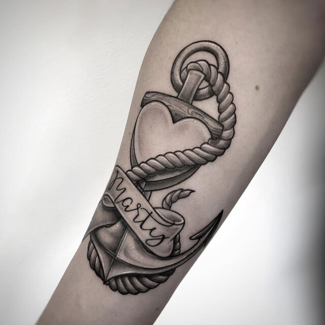 Tatuagem de braço de âncora