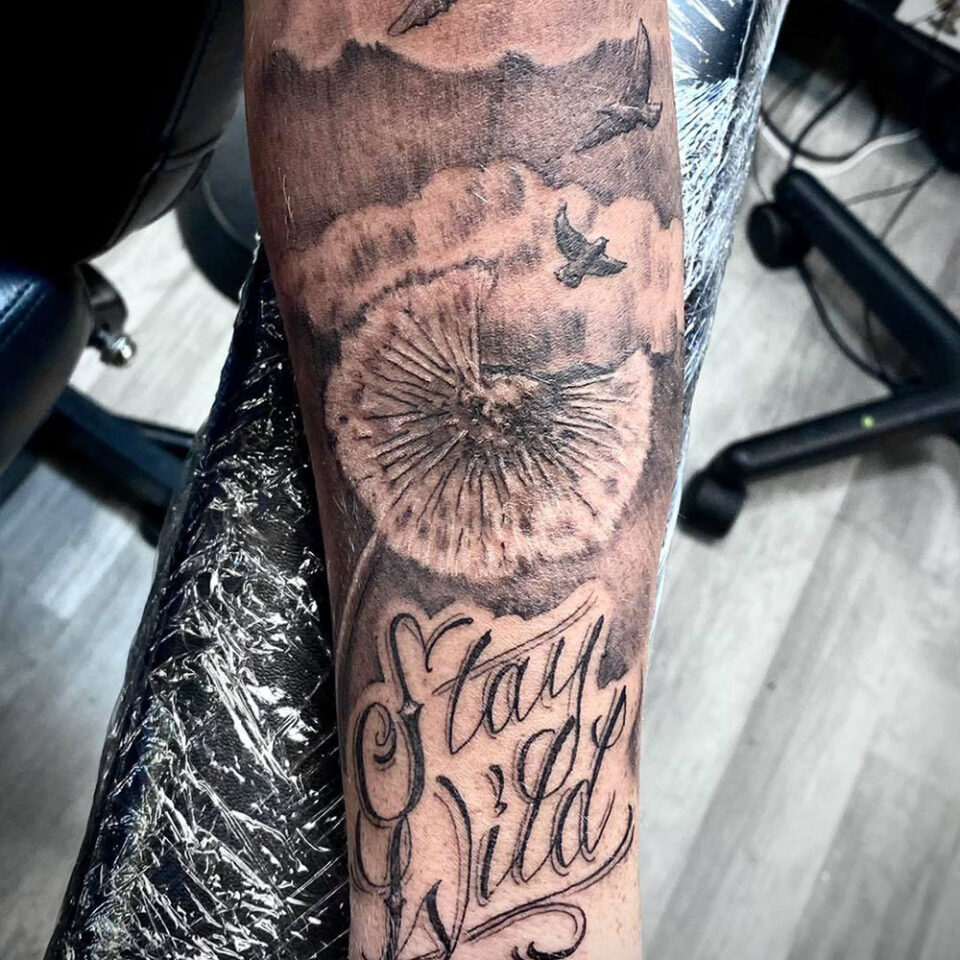Dandelion Tattoo Source @deathorglorycb via Instagram