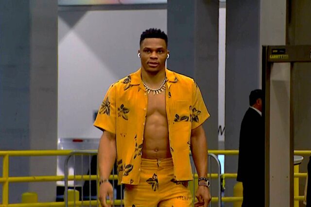 Russell Westbrook Shows Off Abs In Farcical Pre Game Fashion Show