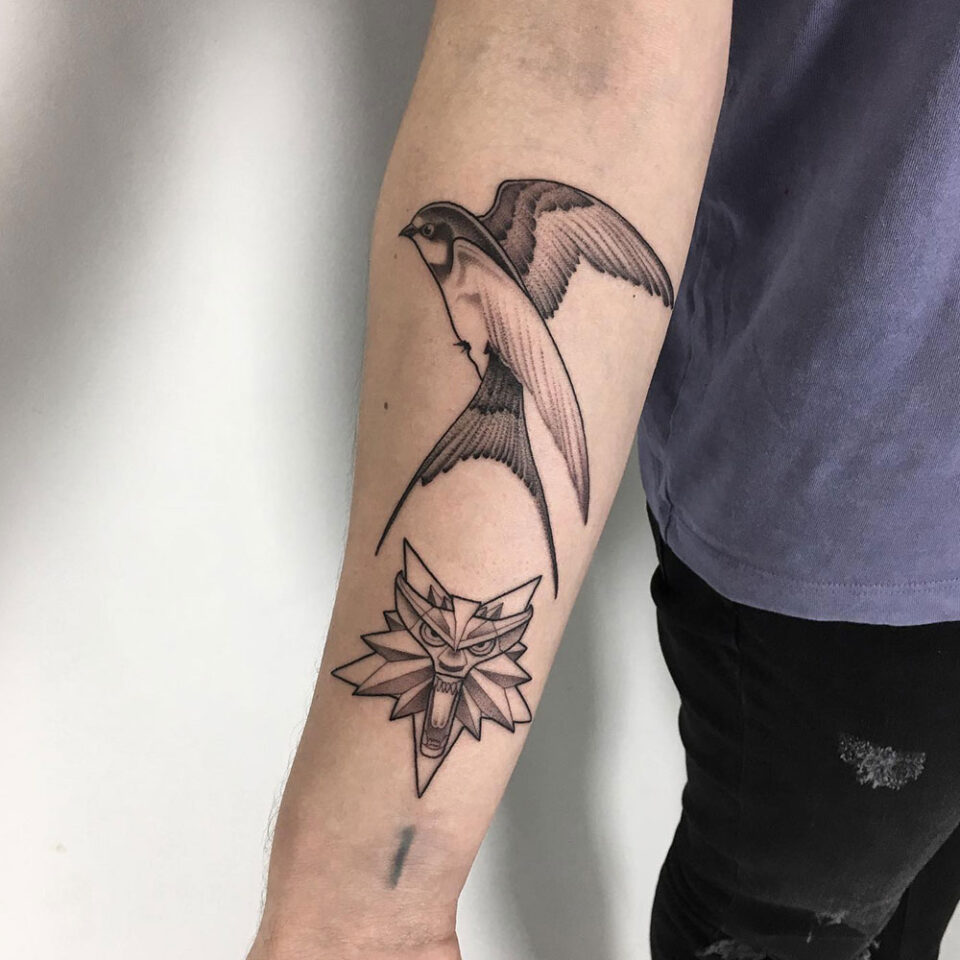 Swallow Tattoo Source @kult.tattoo via Instagram
