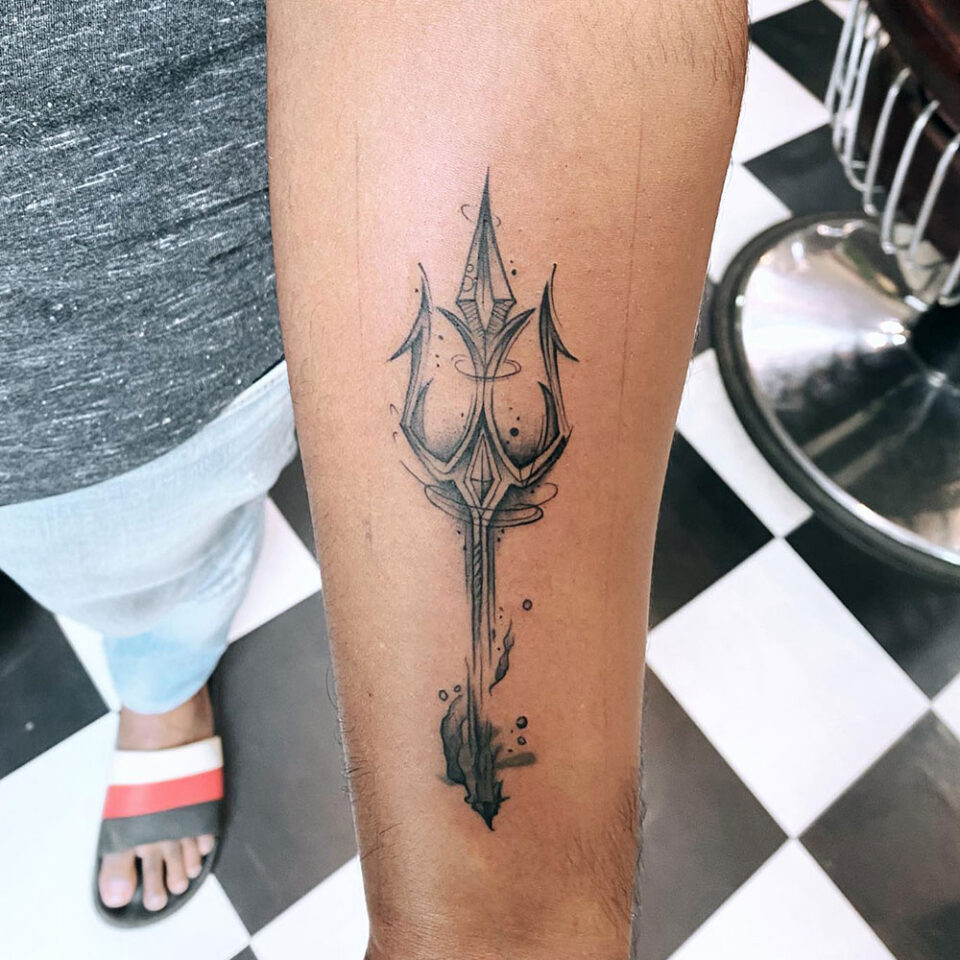 Trident Tattoo Source @shearsbyarun via Instagram