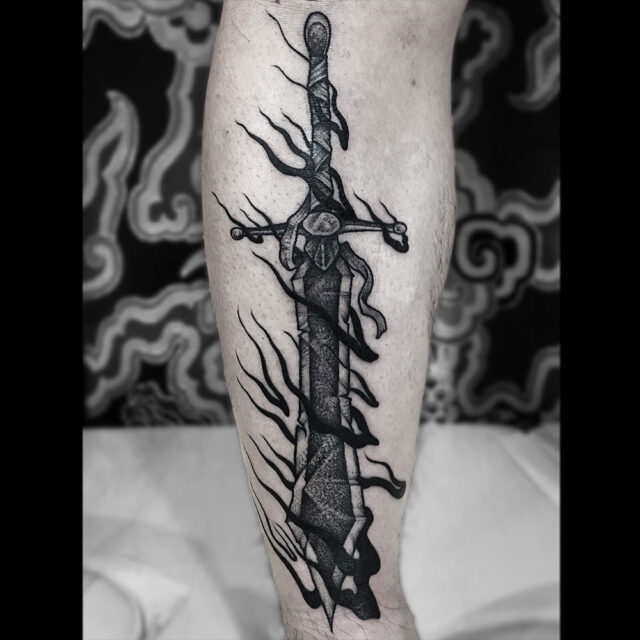 Free version of King Arthurs legendary sword Excalibur made by  adriangtattoo     art artist beautiful blackandgrey   Instagram