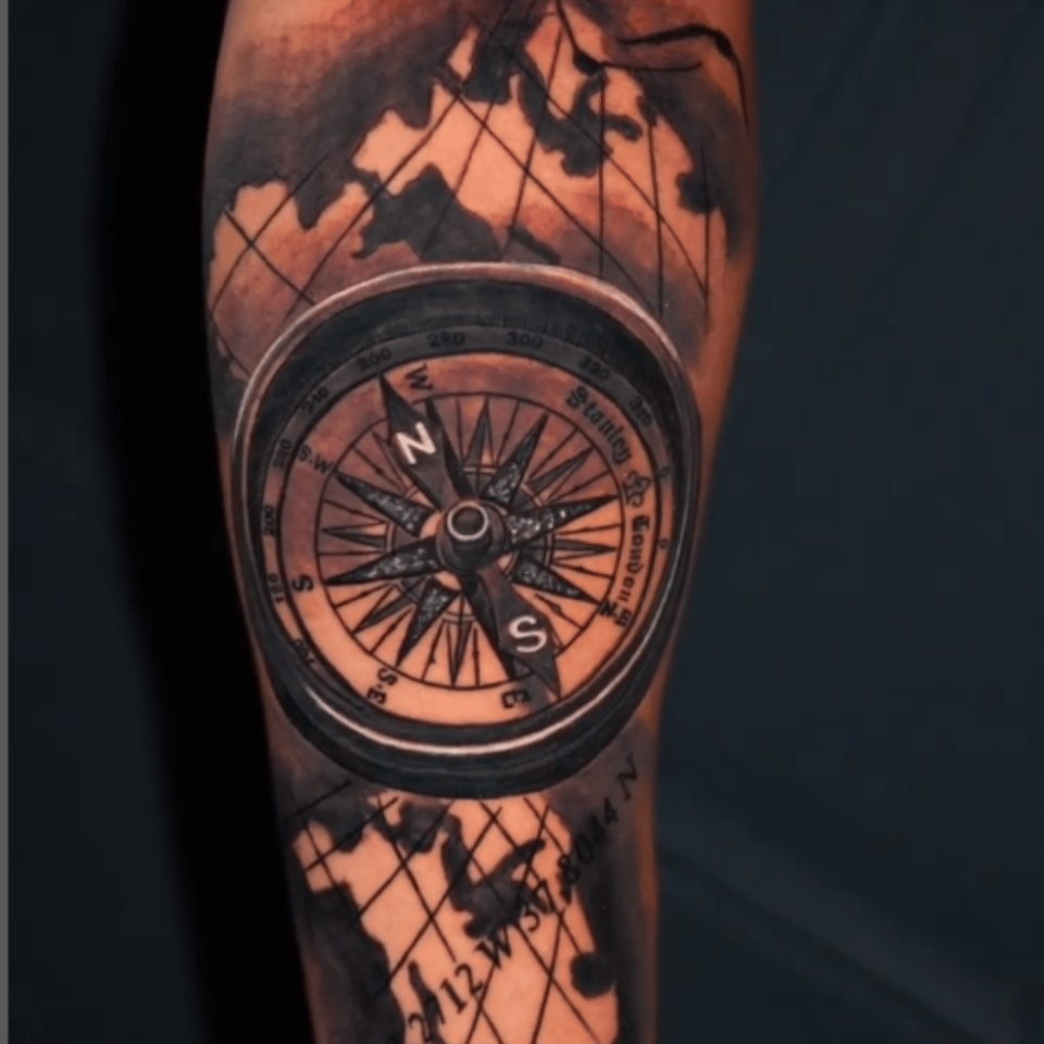 Horror Compass Tattoo Source @kofektattoos via Instagram
