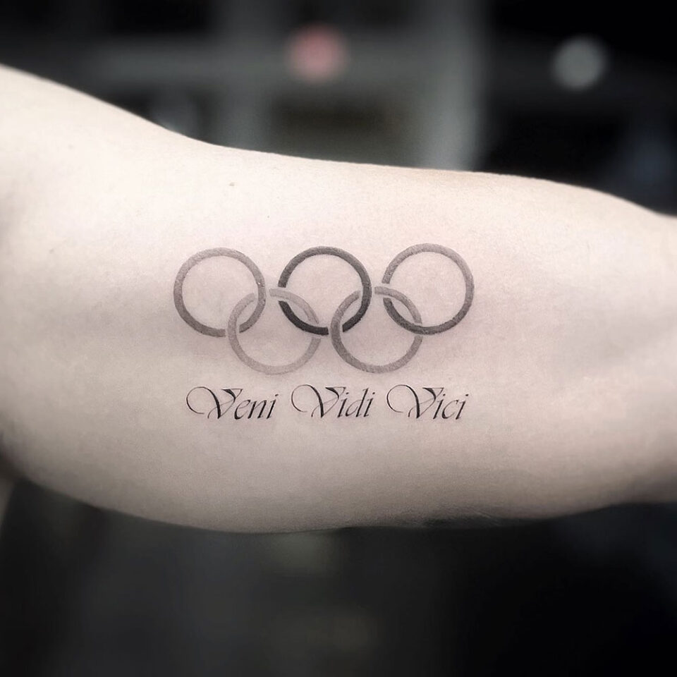 Veni, Vidi, Vici Single Line Tattoo Source @jayshintattoo via Instagram