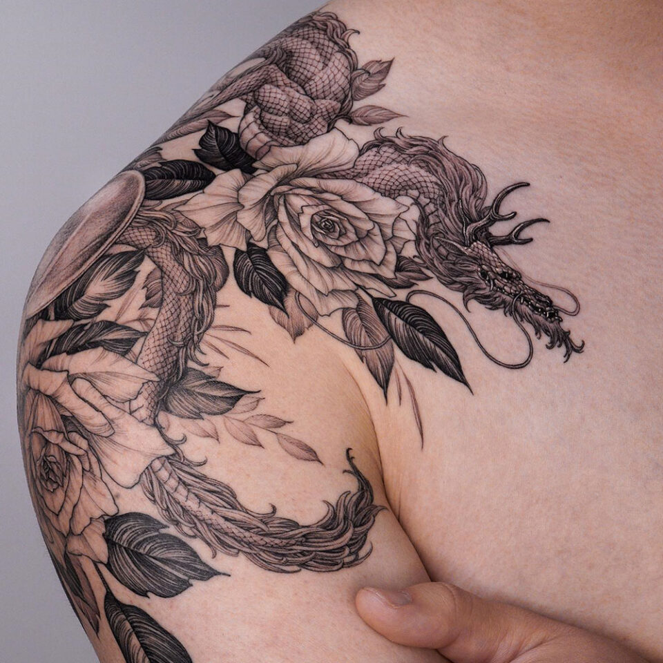 dragon and rose tattoo source @tattooer_intat via Instagram