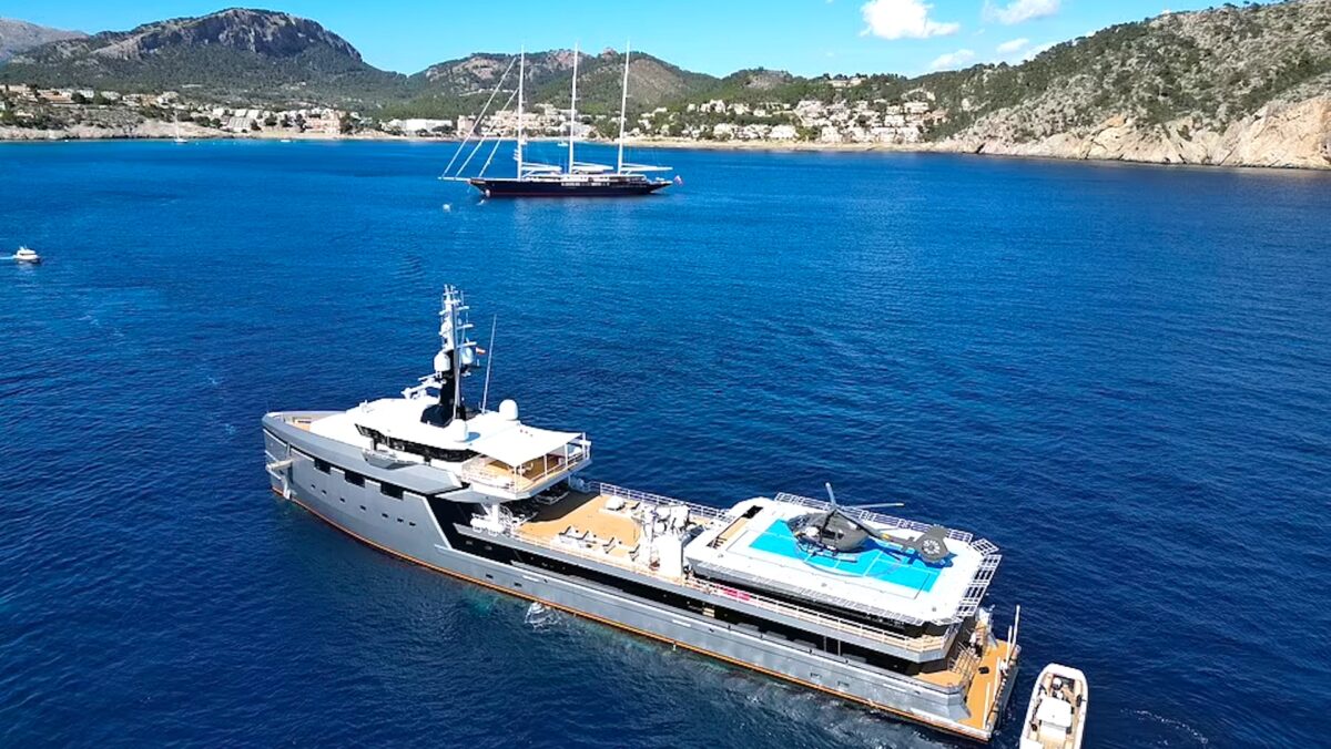 Jeff Bezos Is So Rich He Has A $100m ‘Support Yacht’ For His $700m Superyacht