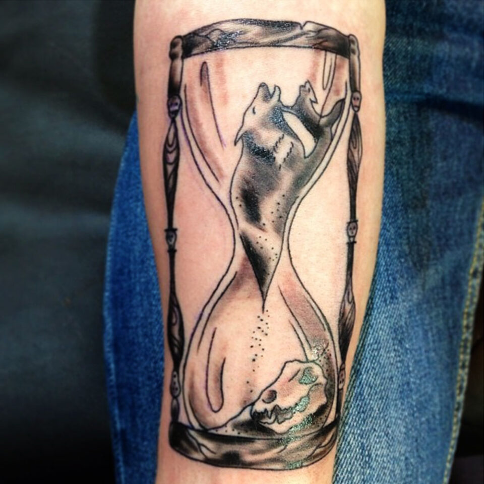 wolf and hourglass tattoo Source @frenchiefabulous via Instagram