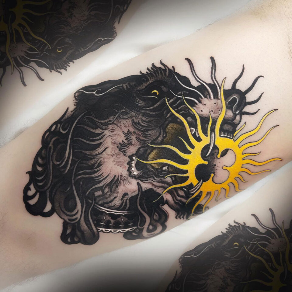 wolf and sun tattoo Source @Thewildclawstudio via Facebook