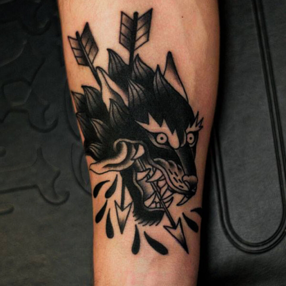 wolf with arrow tattoo Source @anomaly_paris via Instagram