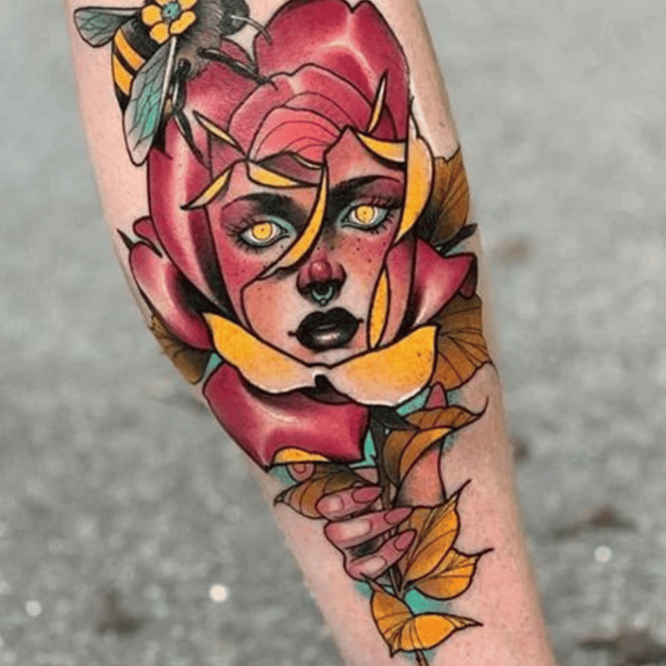 Neo-Traditional Bee Tattoo Source @thetrendspotter.net