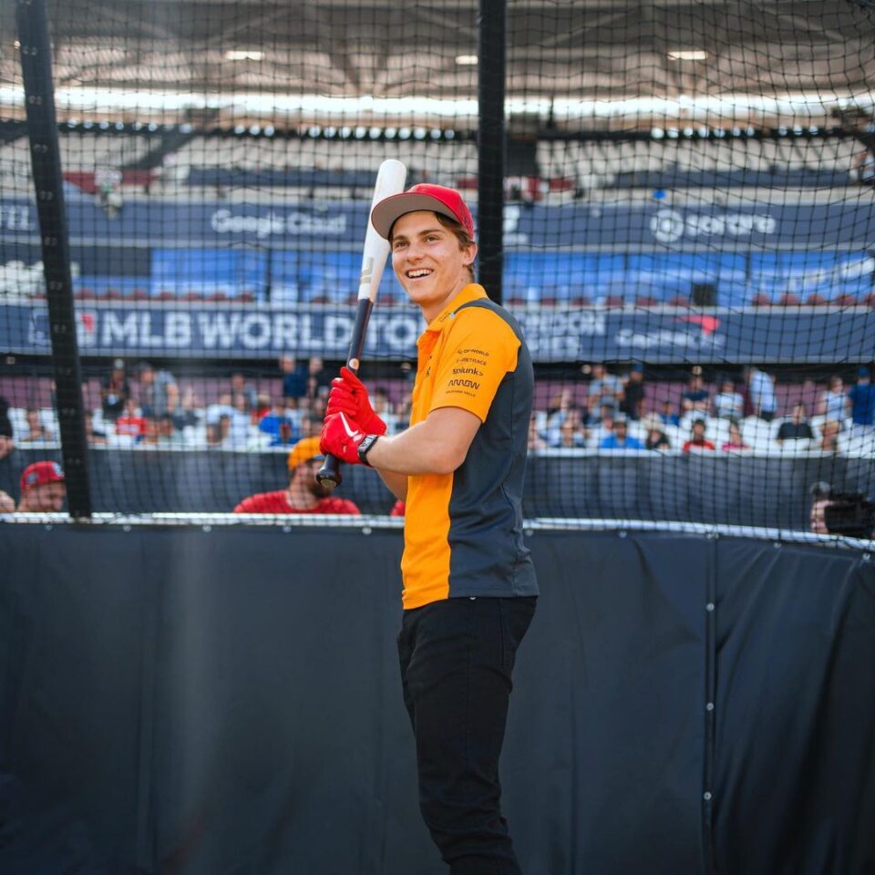 Formula 1's Oscar Piastri Pads Up With Australian Cricket Team Ahead Of